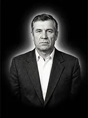 Виктор, мастерская «Гранит-С» — итоговый портрет после обработки